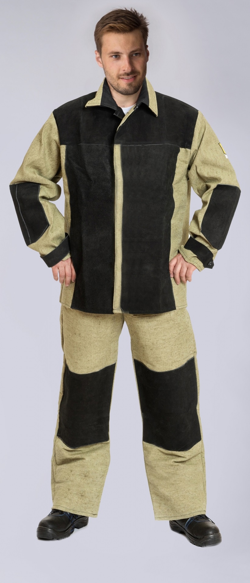 Костюм сварщика А4 комб. 2 кл.защиты с БР (черный/бежевый)